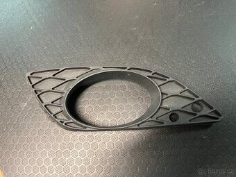 Mercedes w251 krytka nárazníku