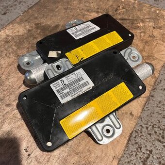 BMW E46 coupe airbagy ze dveří