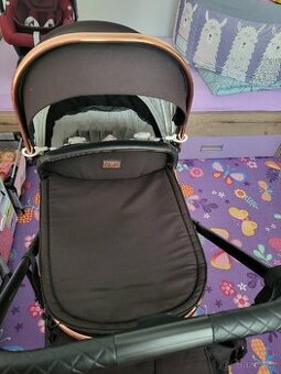 Kocarek Moon+vajicko Maxi Cosi(i se zakladnou)+doplnky.