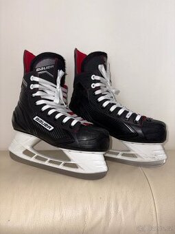 Prodám lední hokejové brusle Bauer SCORE – vel. 7 (EU 42)
