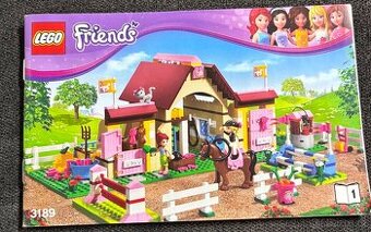 Stáje v městečku Heartlake