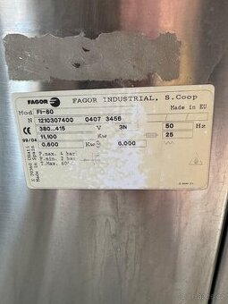 Průchozí myčka Fagor FI-80