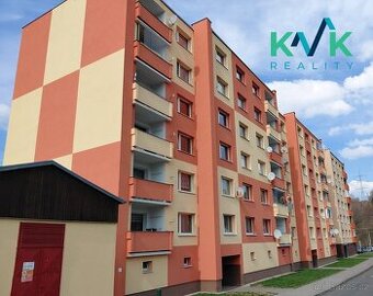 Byt 3+1 s lodžií, 70 m2, 3. NP, ul. Sportovní, Loket