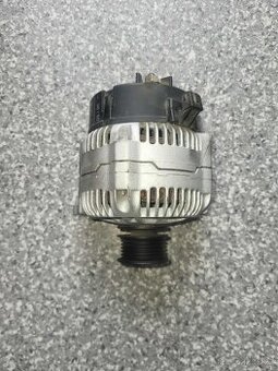 Alternátor 70A felicia golf 3 028903025G