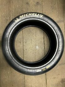 Závodní pneumatiky Michelin 21/65 R18