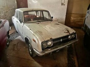2x Toyota Corona -1500