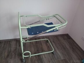 Prodám nebo půjčím profesionální pojízdnou dětskou postýlku