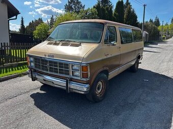 Dodge Van 5.2 V8
