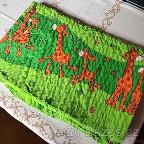 Povlak na dětskou přikrývku- žirafky
