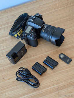Nikon D7000 + Nikkor 18-70mm f/3.5-4.5G IF-ED AF-S DX