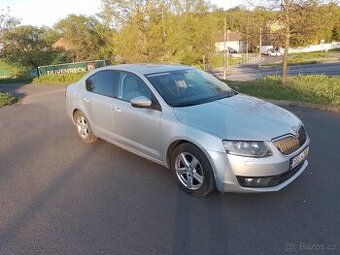 Škoda Octavia 3; benzín, 1.8 TSI, 132 KW, tažné zařízení,