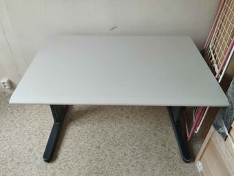 Psací stůl 120x80+přídavný trojúhelníkový díl 46x80