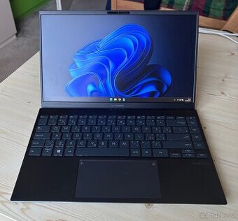 ASUS ZenBook 14 s 16 GB RAM a 1 TB SSD