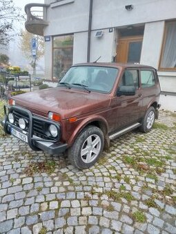 Lada Niva legend