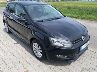 VW Polo 1,2i benzin 51kw Xenony,vyhř.sedačky