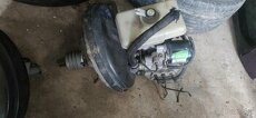 BMW e36 brzdový posilovač + ABS , pedály