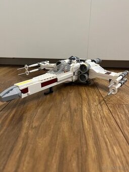 Lego Star Wars Luke slkywalker X-wing stíhačka