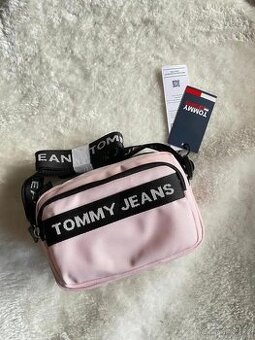 Tommy Hilfiger crossbody, 749,- nová 💕 Super na léto ☀️