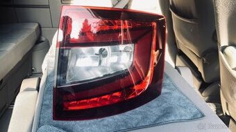 Pravé zadní světlo Škoda Octavia 3 combi