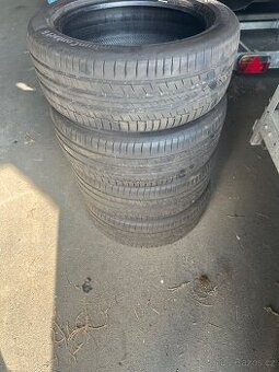 Letní pneu 235/50 R19 Continental