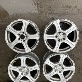 17 disky naForda Focus Mondeo