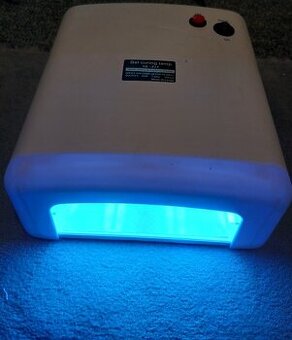 Uv lampa SK-818- bílá