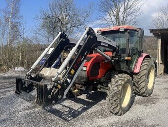 Čelní nakladač TRACLIFT 240 na proximu