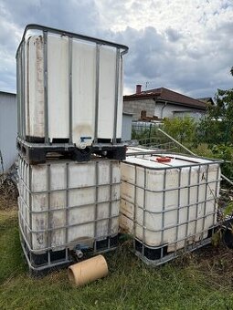 IBC nádrže na vodu 1000l
