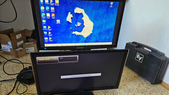 2x Full HD Monitor Samsung 22" a 27" - 1