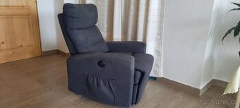 Polohovací elektrické křeslo