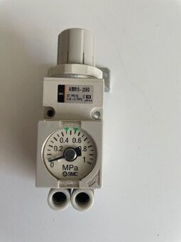 SMC - modulární regulátor tlaku