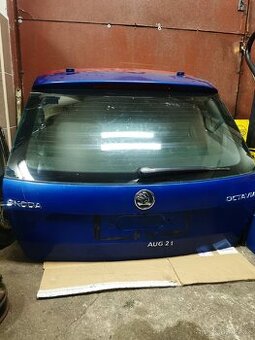 Zadní kufr Oktavka III combi