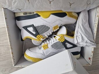 Prodám Pánské boty AIR JORDAN 4 RETRO