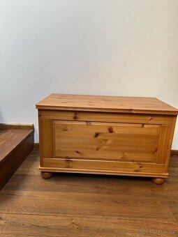 Truhla IKEA masiv