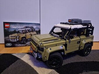 42110 Land Rover Defender