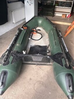 Nafukovací člun Boat 007  s přísl. SLEVA