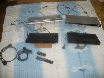 dvd přehrávače  4x