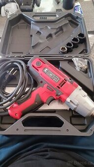 Elektrický utahovák na kola