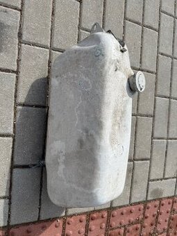 Nádrž Jawa mustang