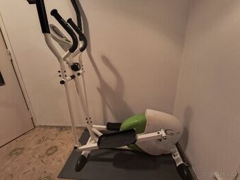 Magnetický eliptický trenažér