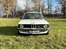 BMW E21