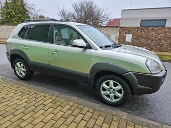 HYUNDAI TUSCON, 2,0CRDI, 4X4, TOP STAV