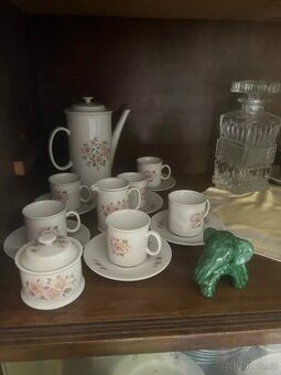 Čajové sady, výroční skleničky, karafy