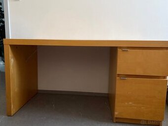 Pracovní stůl IKEA MALM