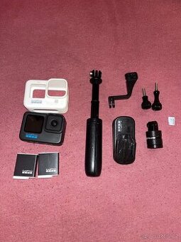 Gopro hero 10 + 2 enduro baterie + příslušenství