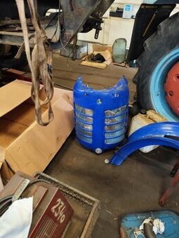 Kapota na Zetor 4011