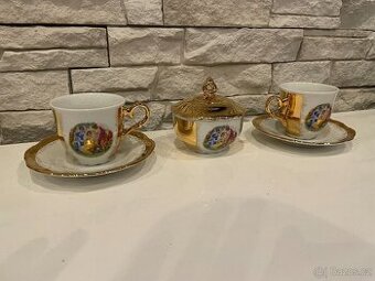 Přátelský porcelánový set tři gracie