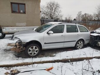Škoda Octavia 2 combi 2.0 TDI - náhradní díly z vozu