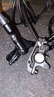 Hydraulické brzdy zoom