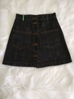 dívčí sukýnka zn. Parrot